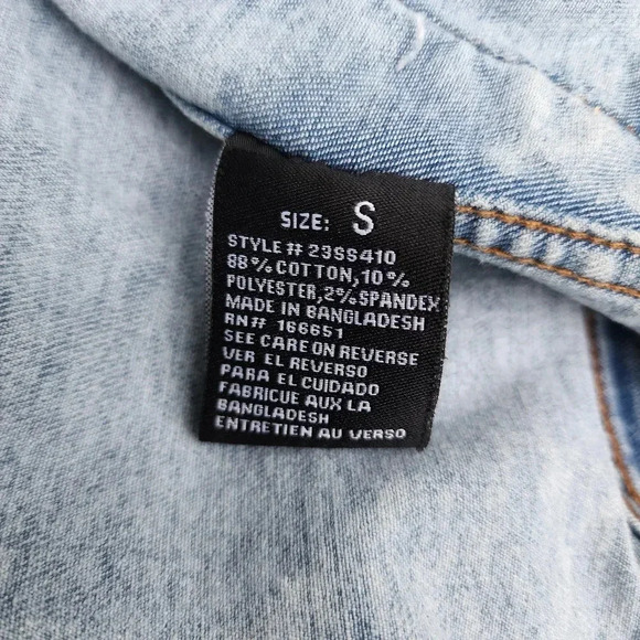 Urban Closet Women's Jewel Beaded Stretch Denim Jacket Crop Light Wash Sz S - Picture 10 of 13